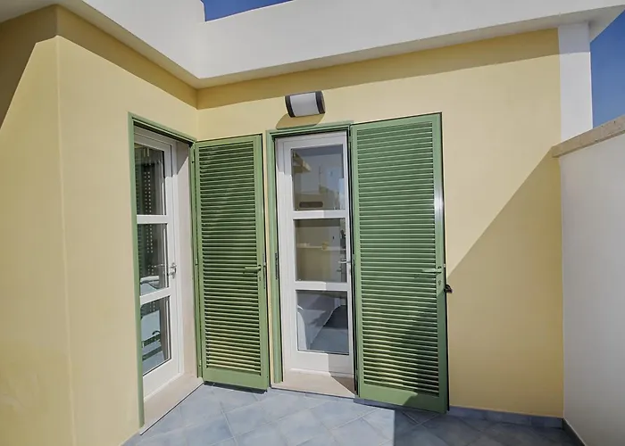 Semesterbostad Baia Villa1 *